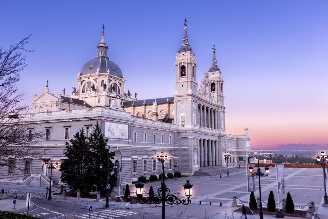 Alfonso VI , Plaza Mayor Apartaments & Rooms マドリード エクステリア 写真